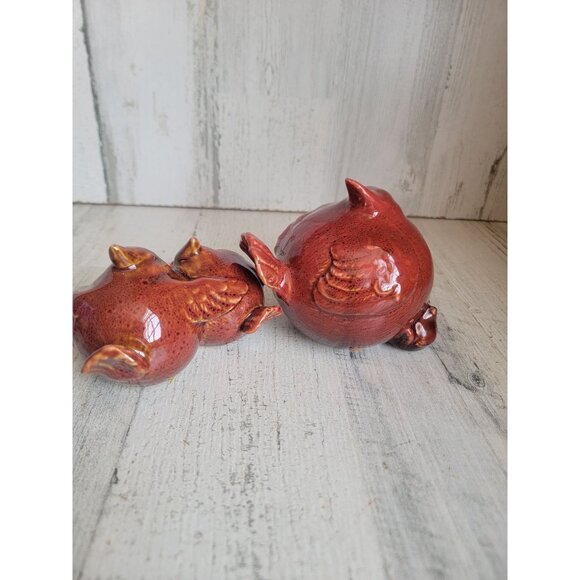 Ceramic red cardinal bird family flock group xmas set - Picture 4 of 5